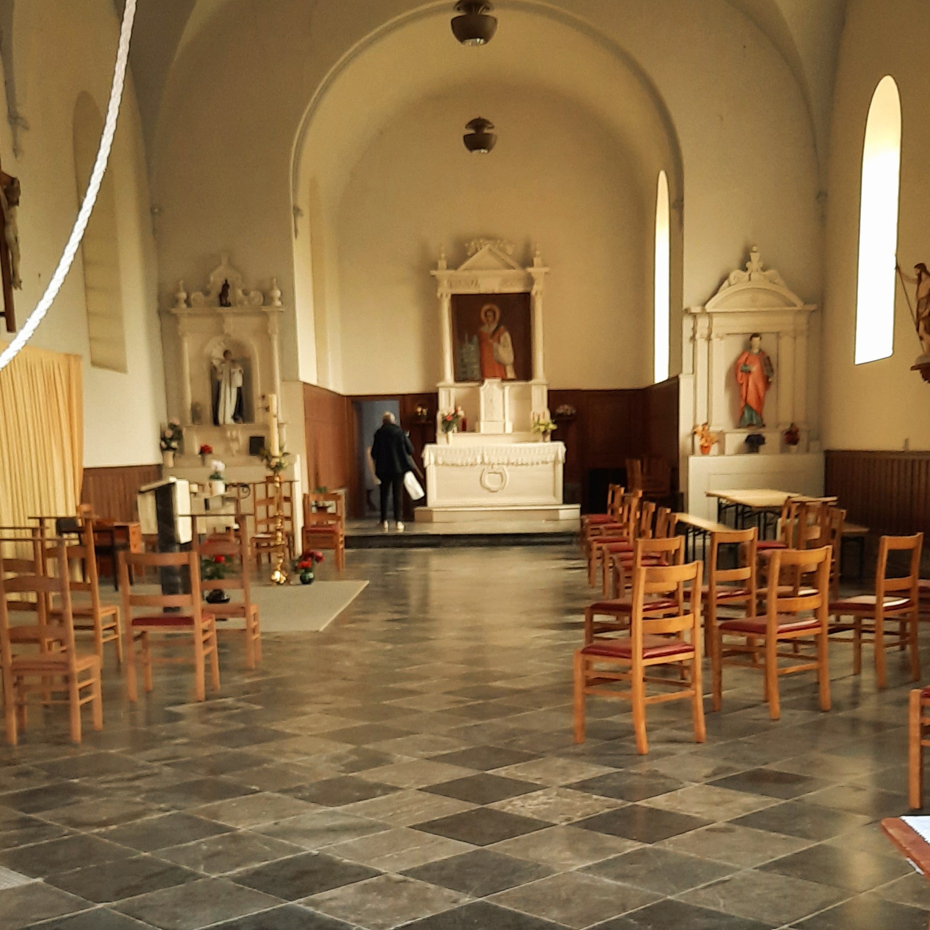 Installation d&rsquo;une toilette sèche dans une église